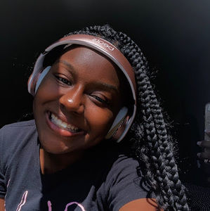 Meet your Posher, Camille